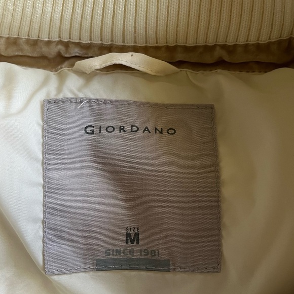 Giordano Goose down Long Puffer with Detachable hoodie and Fur trim- Medium - Picture 4 of 15